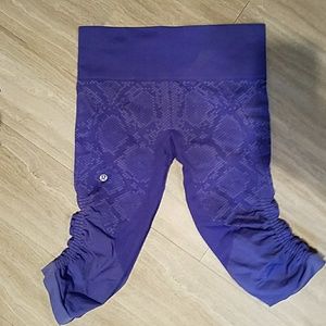 Lululemon capris